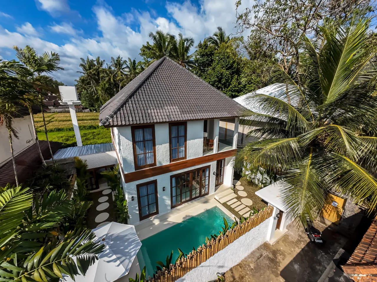 Villa Tropical Tribe — exterior