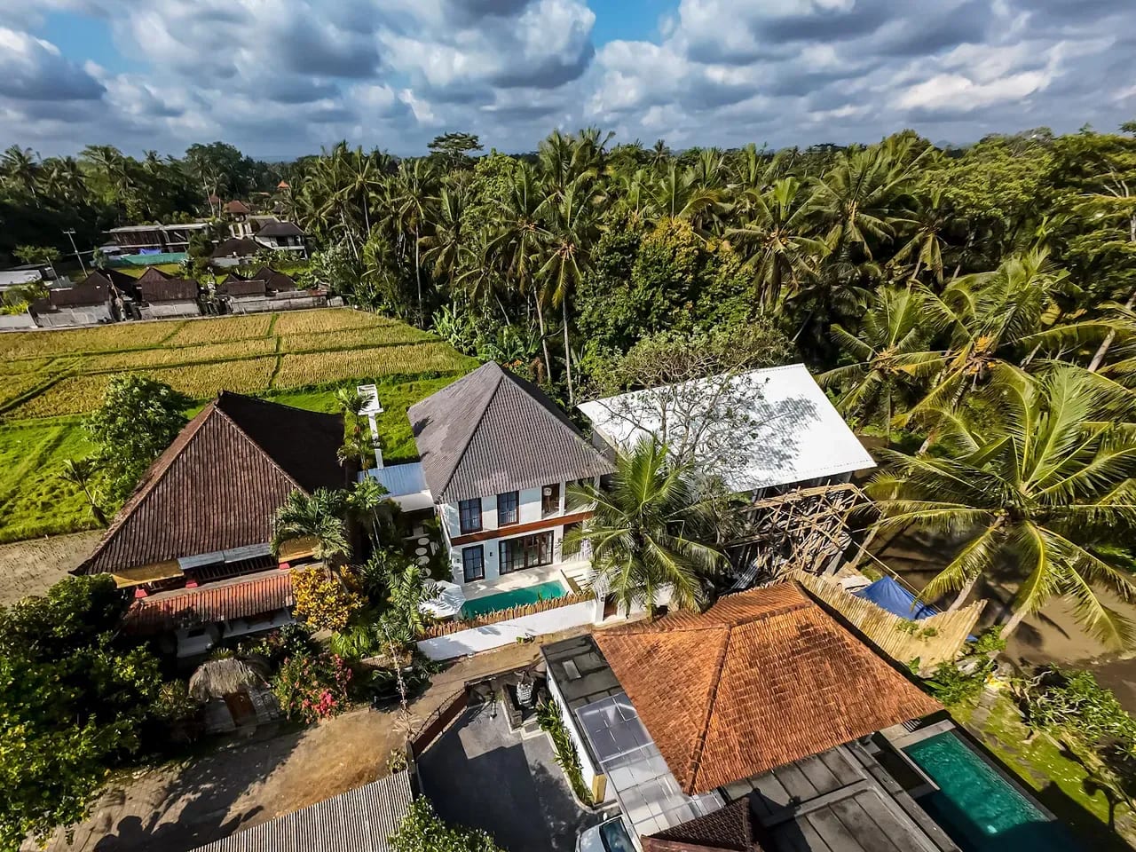Villa Tropical Tribe — exterior