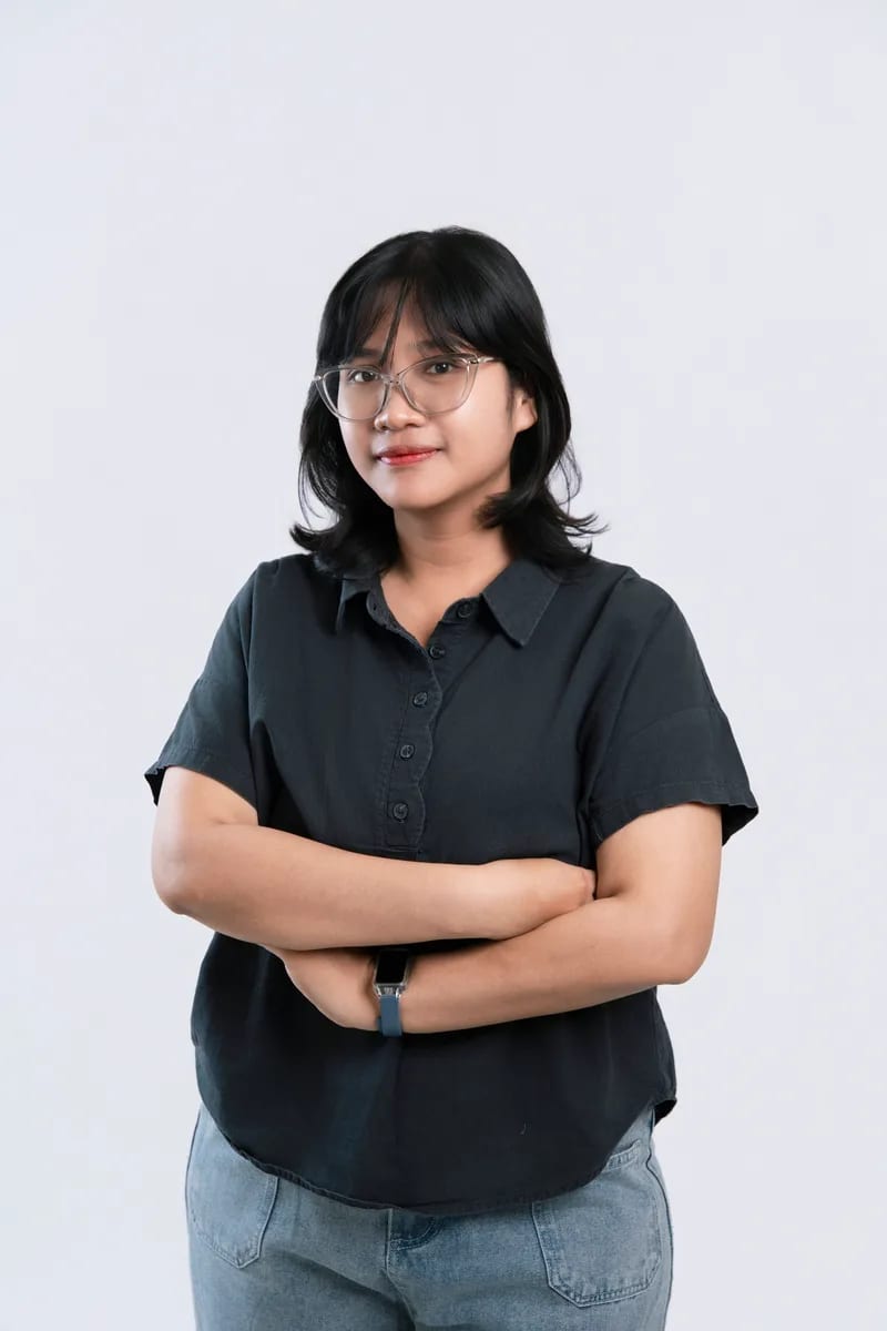 Debby Heniel Jaka — Finance Accounting