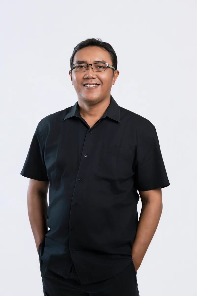 Echwantara Budi Prasetiya — Housekeeping Supervisor & Admin