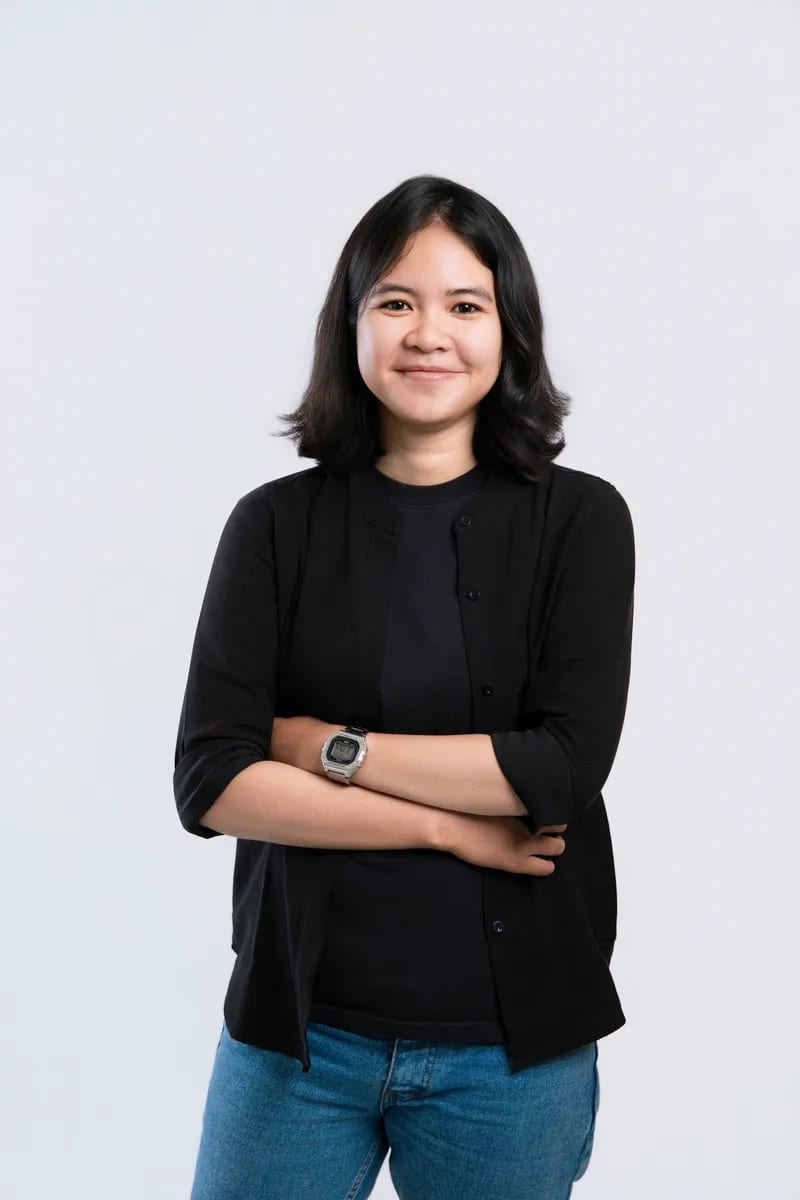 Deasy Putri Pratiwi — Operational Manager